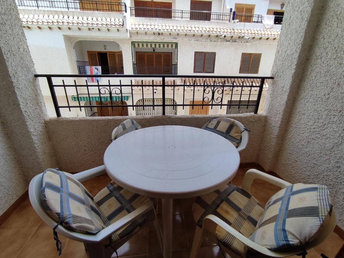 Ronda - *
